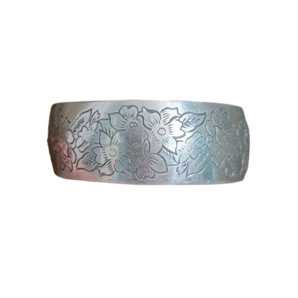 Kirk Stieff Pewter Violet 900-2 Collection Flower Cuff Bracelet - Picture 3 of 10